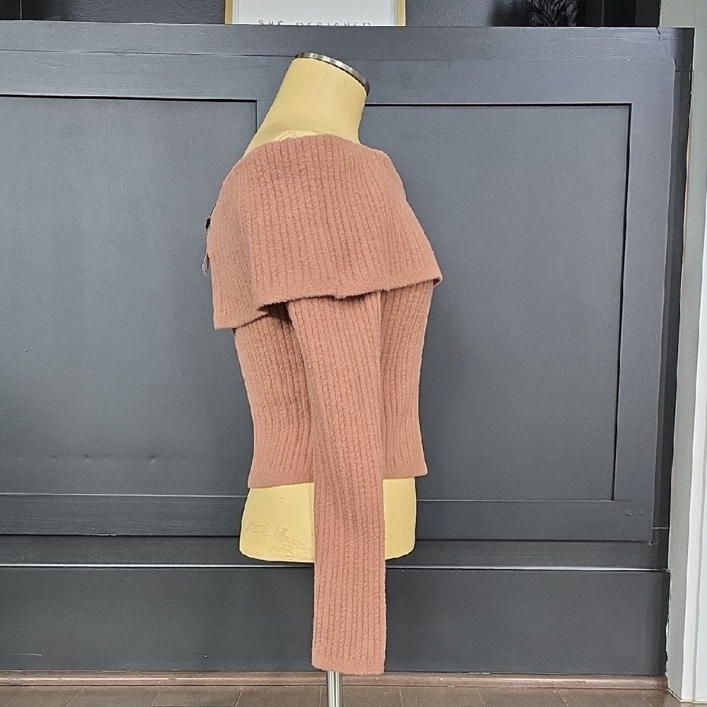 Express Off-Shoulder Ribbed Sweater - Brown - Picture 4 of 5